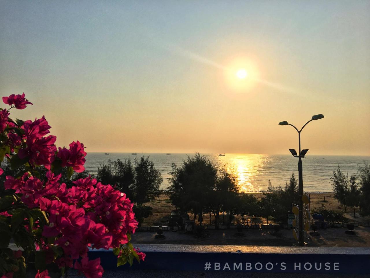 Bamboo'S House Bed & Breakfast Донг Хой Екстериор снимка